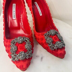 Manolo Blahnik Hangisi 105 Red Satin Crystal Buckle Heels Size 38 NEW